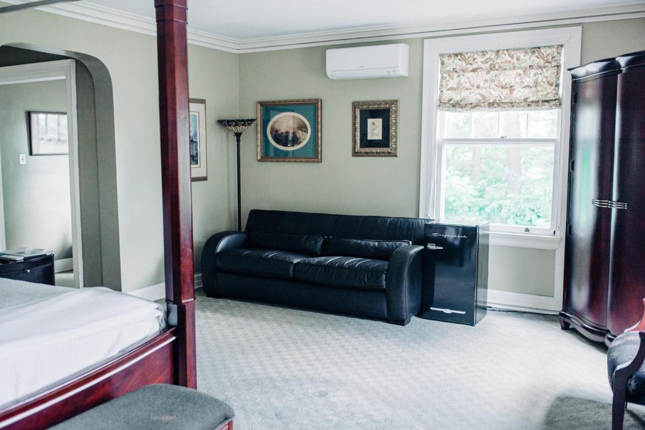 Benn Conger Inn Groton Extérieur photo