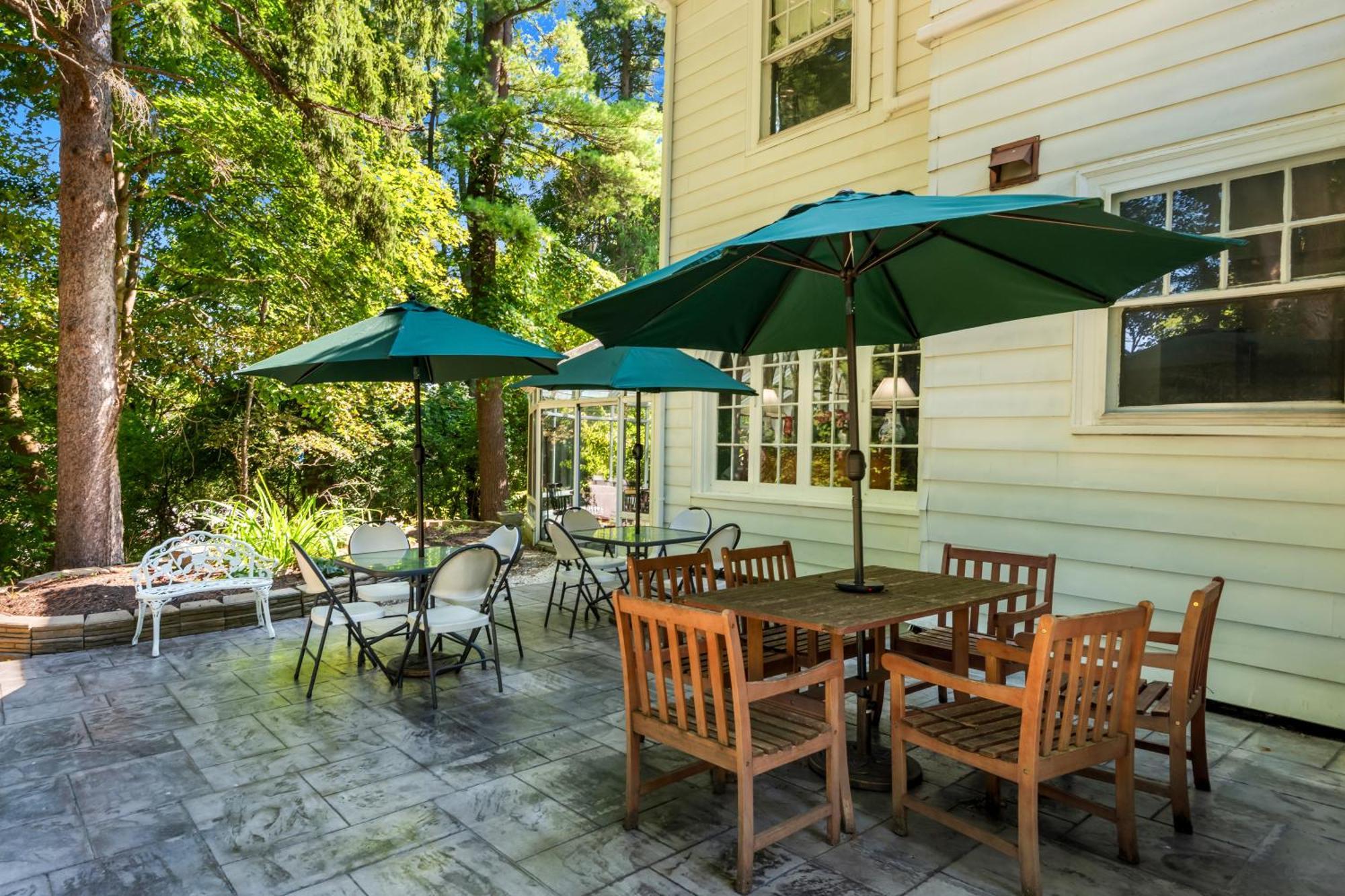 Benn Conger Inn Groton Extérieur photo