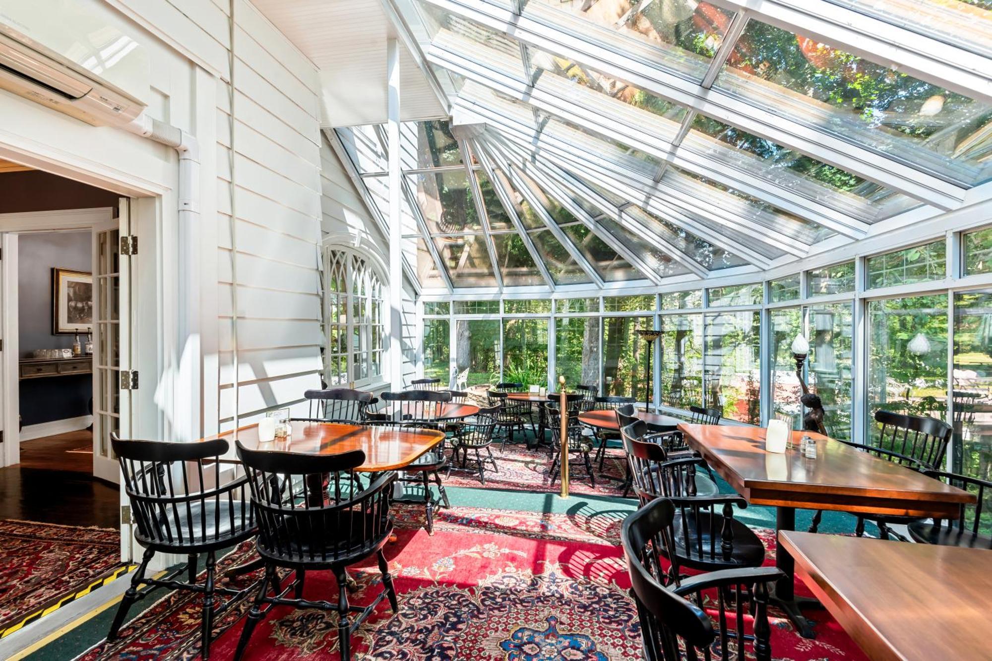 Benn Conger Inn Groton Extérieur photo