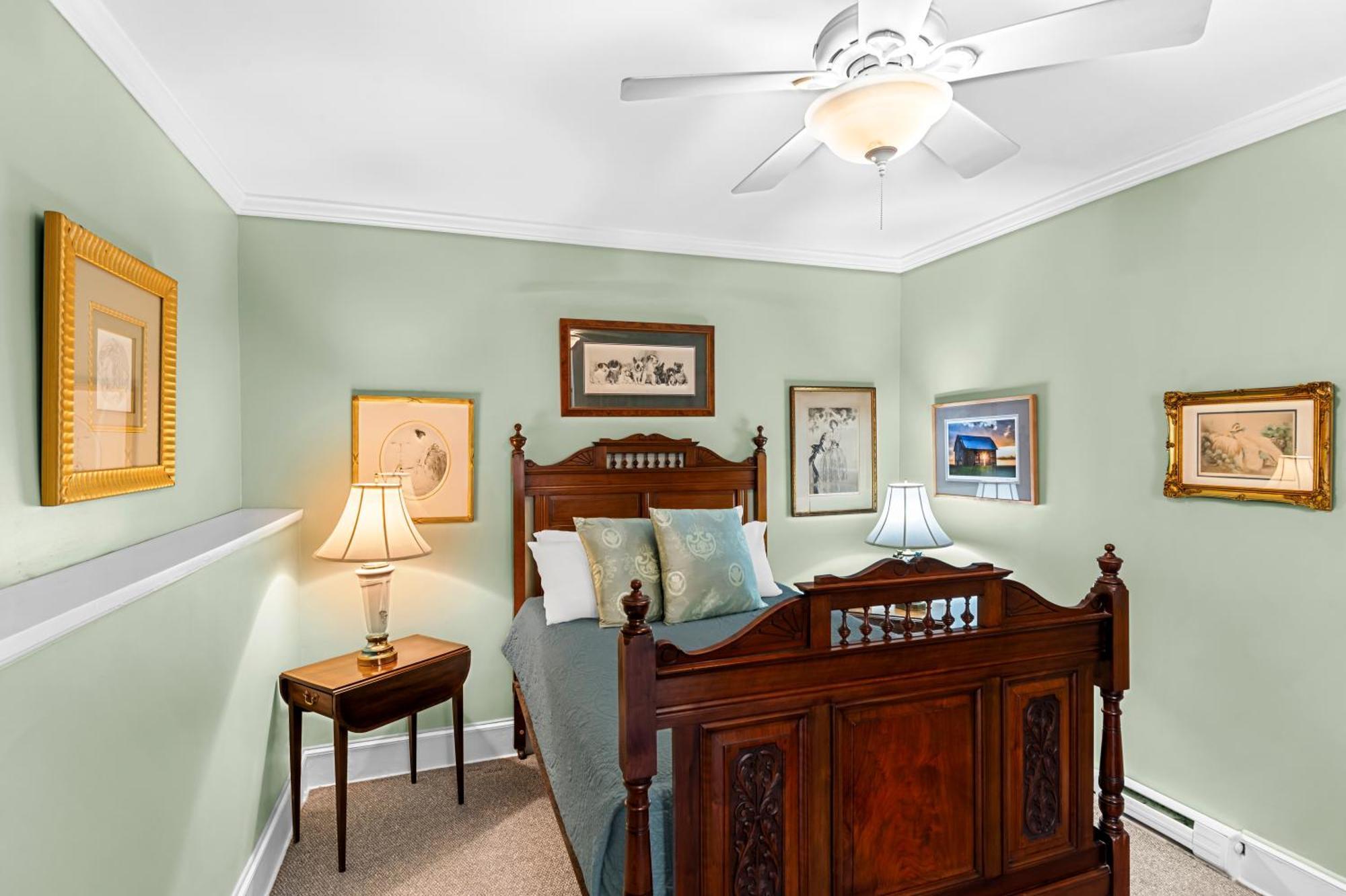Benn Conger Inn Groton Extérieur photo
